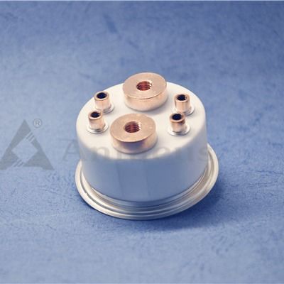 陶磁器アセンブリに金属をかぶせるエネルギー車のアルミナの陶磁器の部品3.82g/Cm3